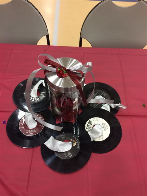 centerpieces for 50th class reunion